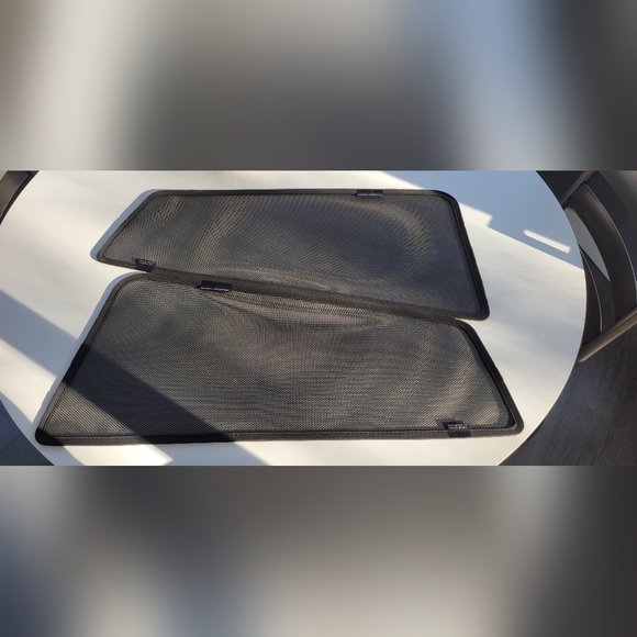 Sunshades For Subaru Crosstrek 2nd Row - Picture 4 of 5
